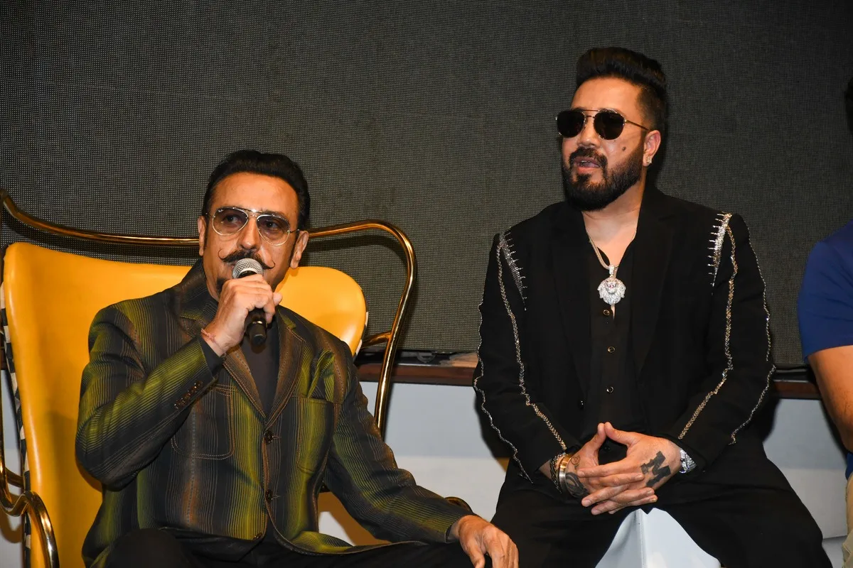 Gulshan Grover with Mika Singh