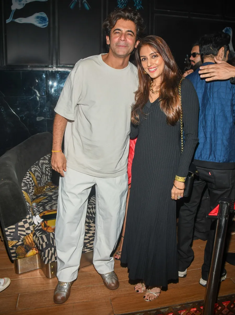 Sunil Pal And Aarti Chhabria