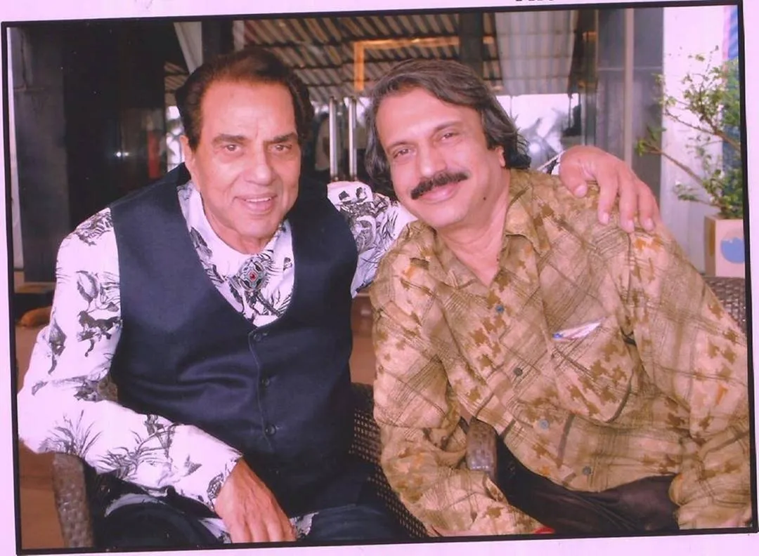 Dharmendra with sr journalist Chaitanya Padukone