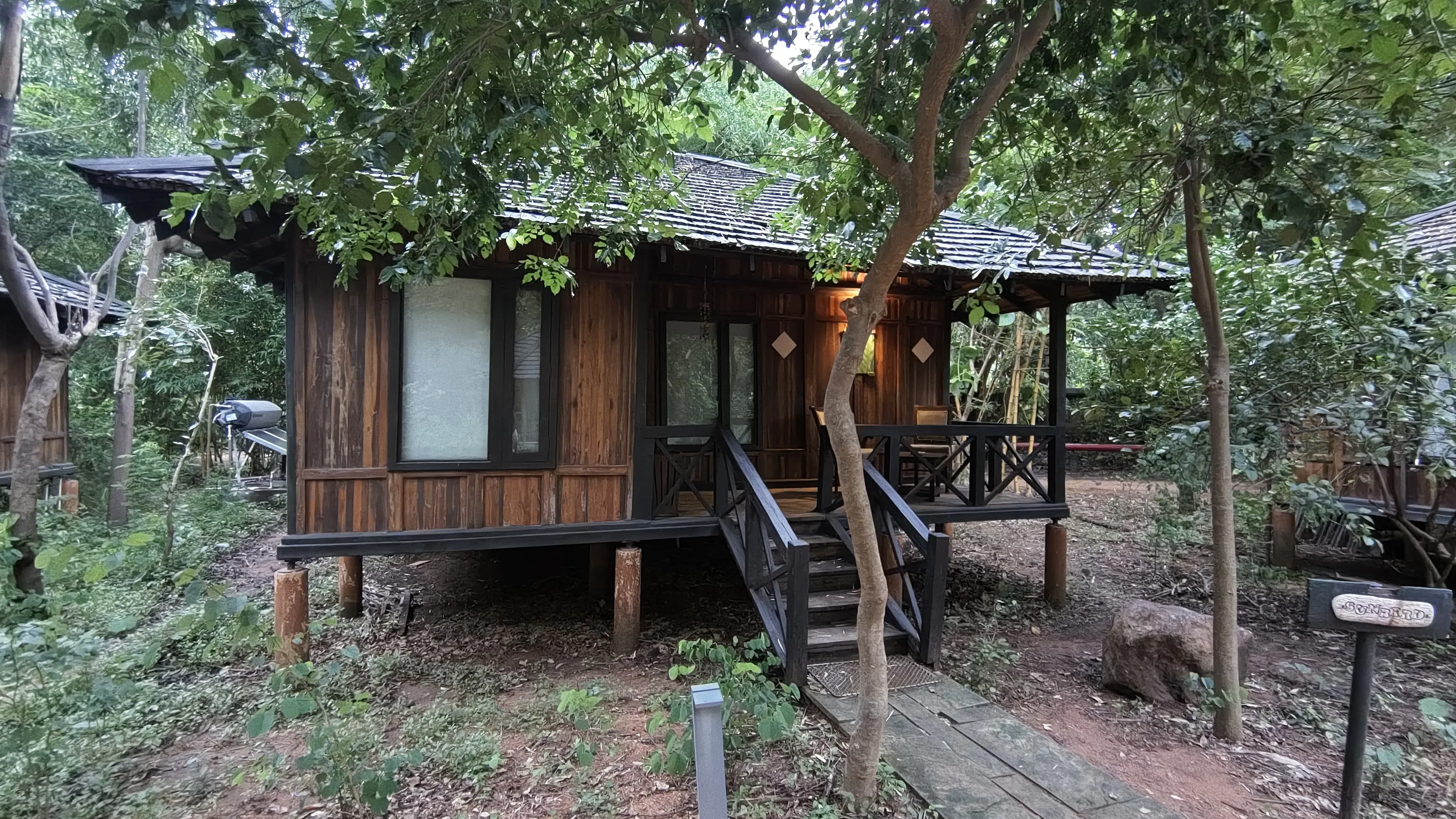 Deluxe Huts