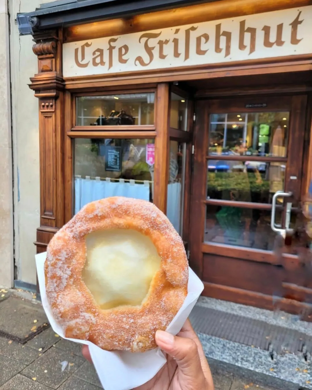 Schmalznudeln at Cafe Frischhut