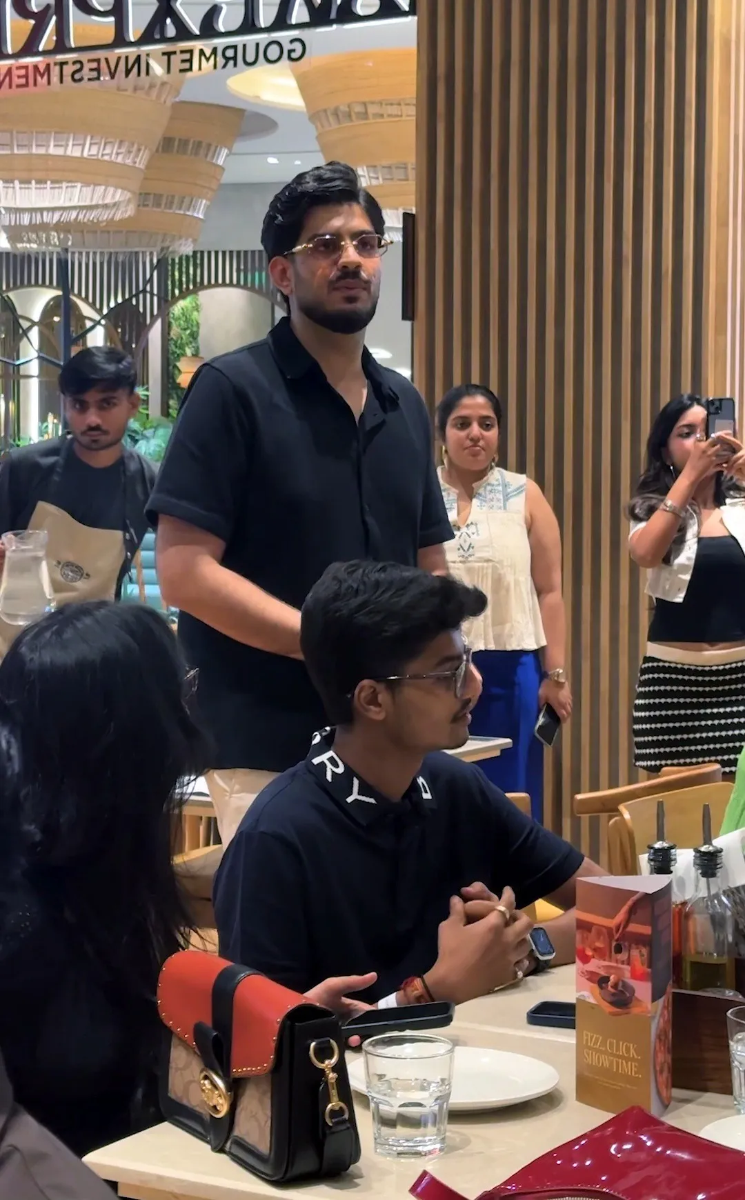 VideoCapture_20251113-110641