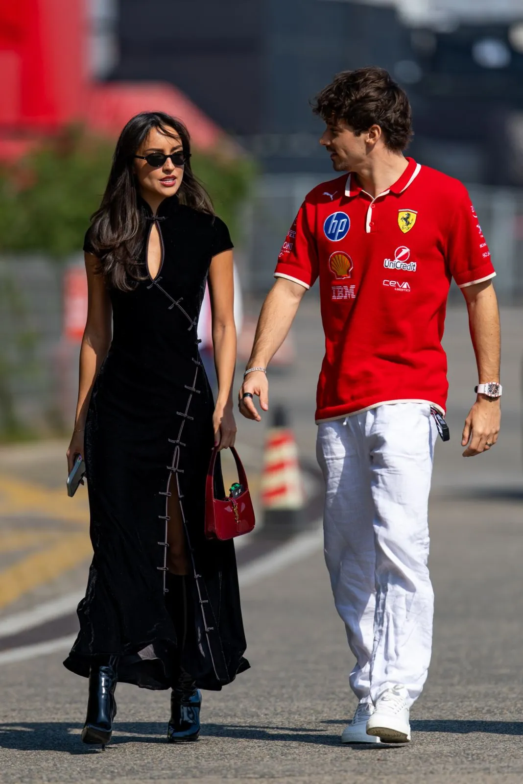 31010008-gettyimages-2206449825_cover_1068x1600