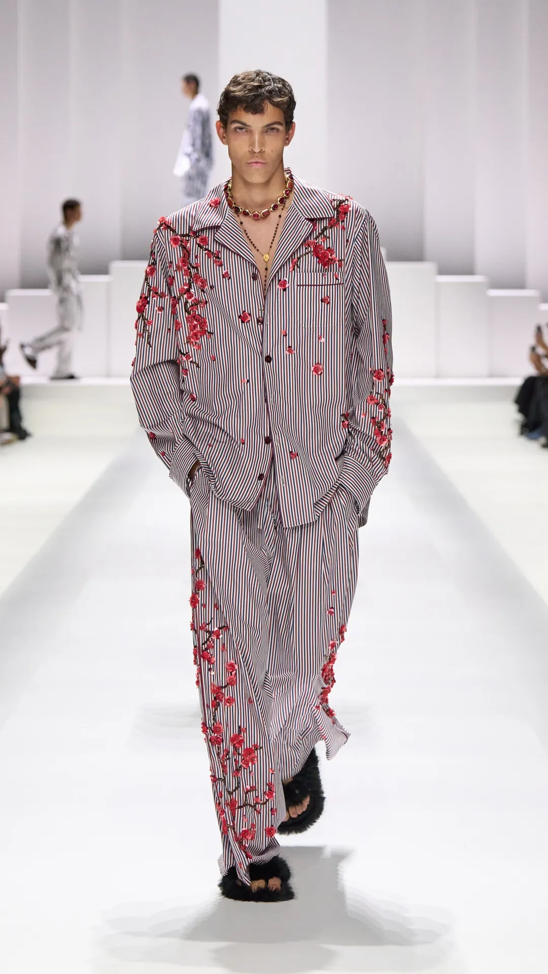dolce-and-gabbana-men-spring-summer-2026-fashion-show-look-65
