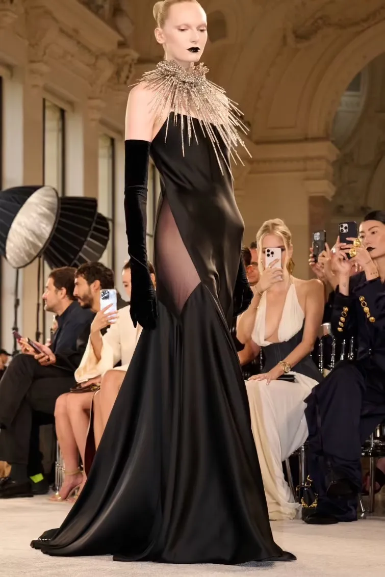 schiaparelli-HCFW2526-1964-686bd7804b005-big