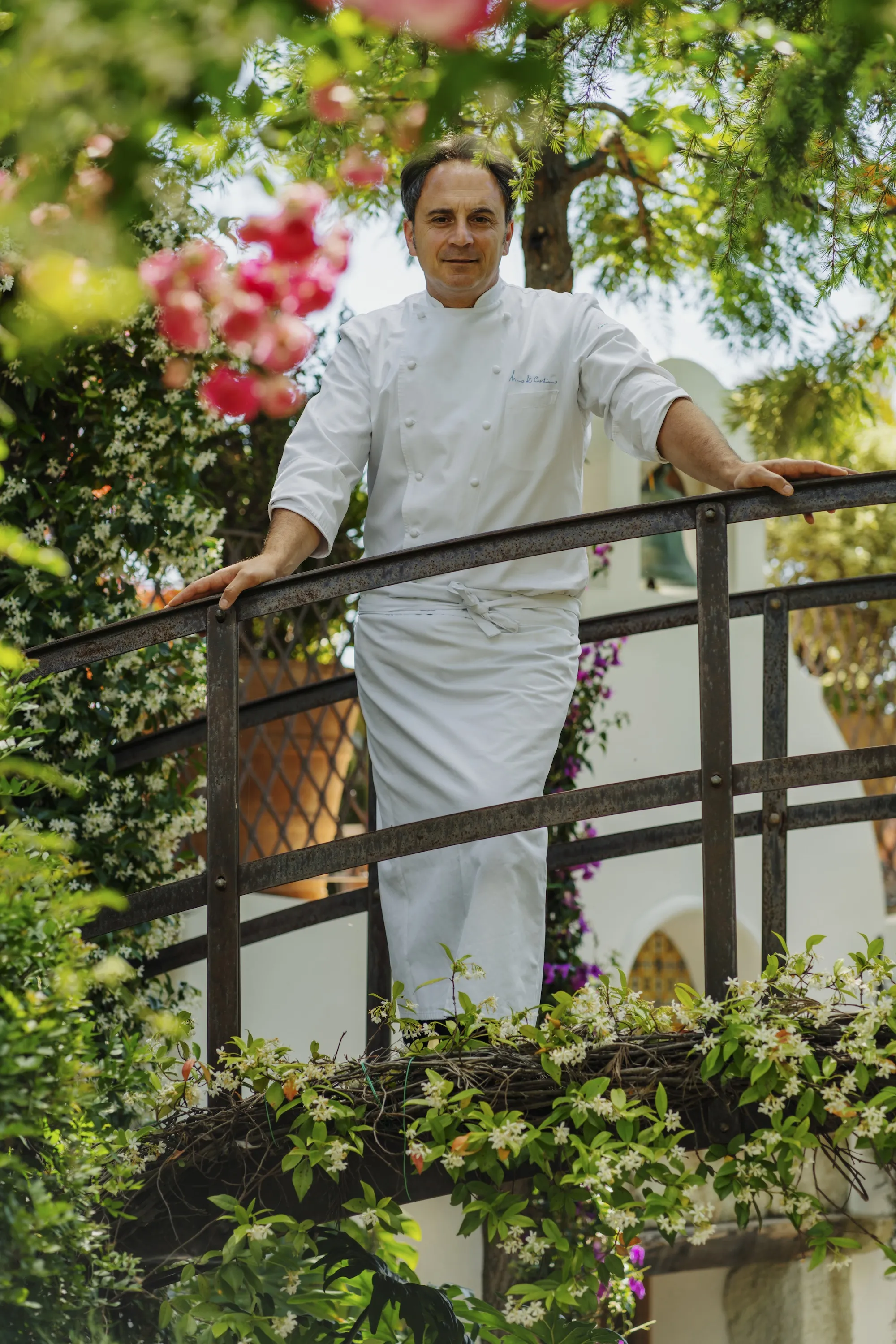 Four Seasons Resort at Landaa Giravaarujpg