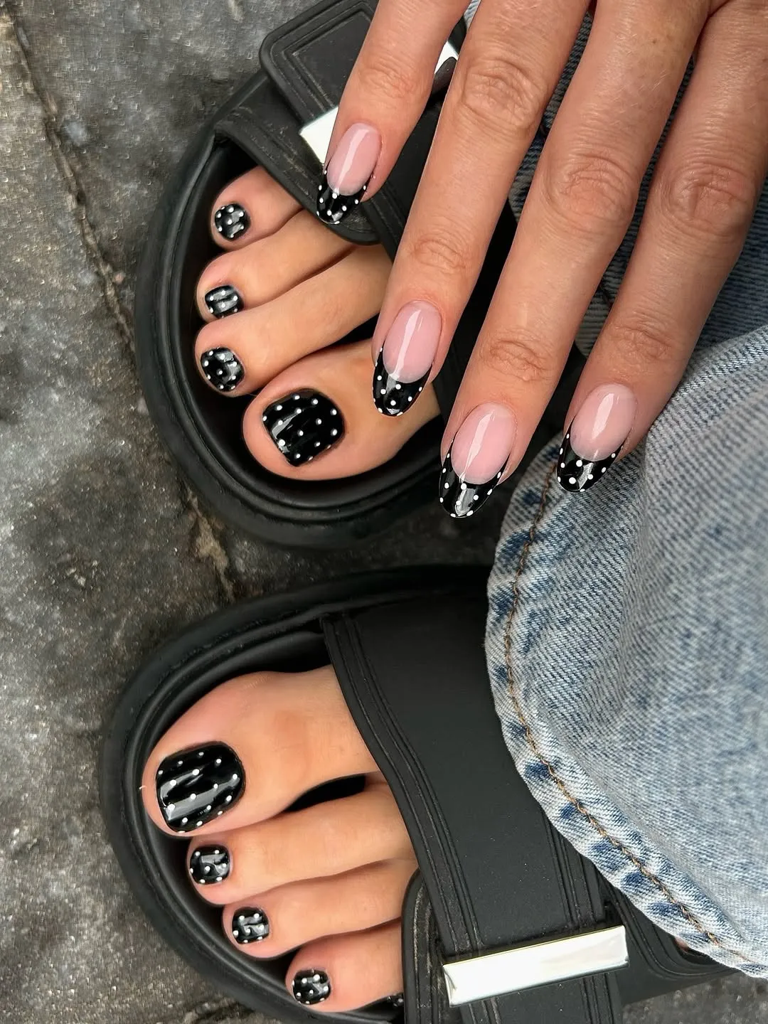 nails