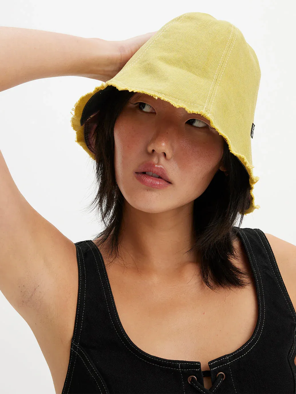 LEVI'S X BARBIE FERREIRA TULIP HAT