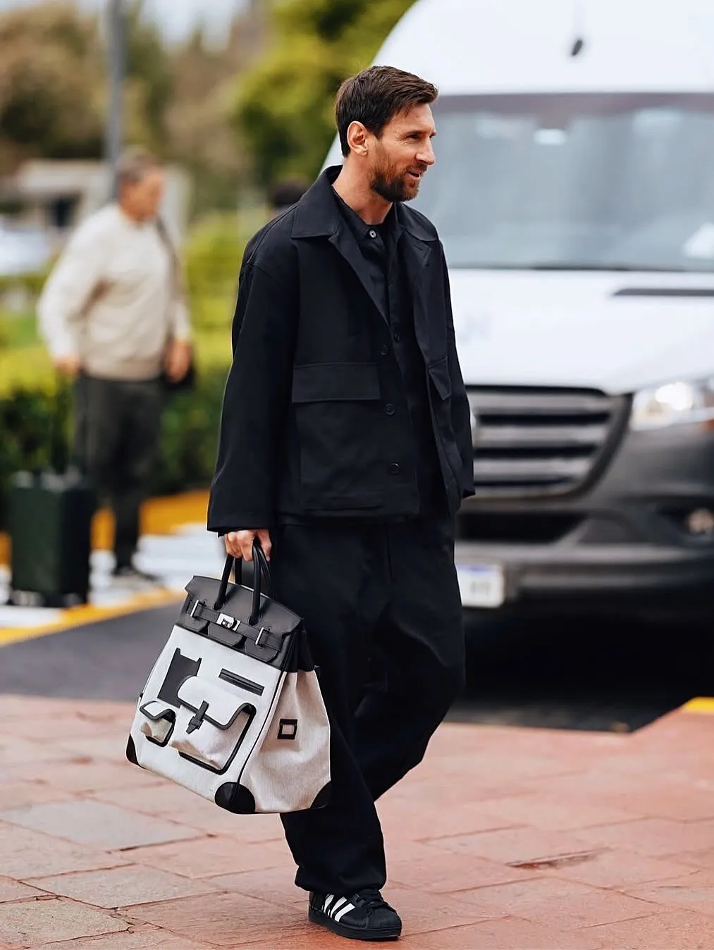 Lionel Messi spotted yesterday carrying a rare 2021 Hermes Geoland Cargo Birkin bag💼 👜#wyw 📸