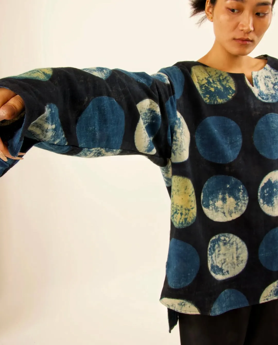 QAMAR'Maybe the moon is beautiful only because it is far' - Mahmoud DarwishQamar is block print