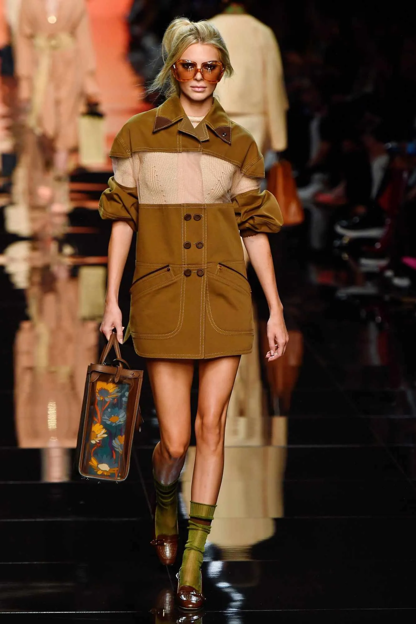 kendall-jenner-4-2000-96ce8c7adc424d2f80f3a606243f905b