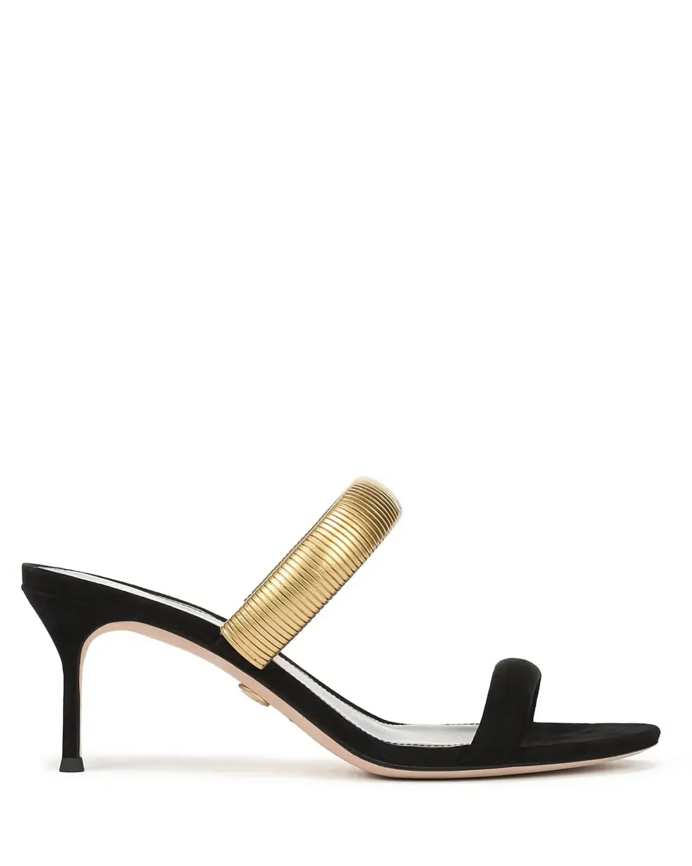 1762211286-imgi-283-cf24c8e1-1236-4f40-a3bb-1c2892f350fd-69093598215b6