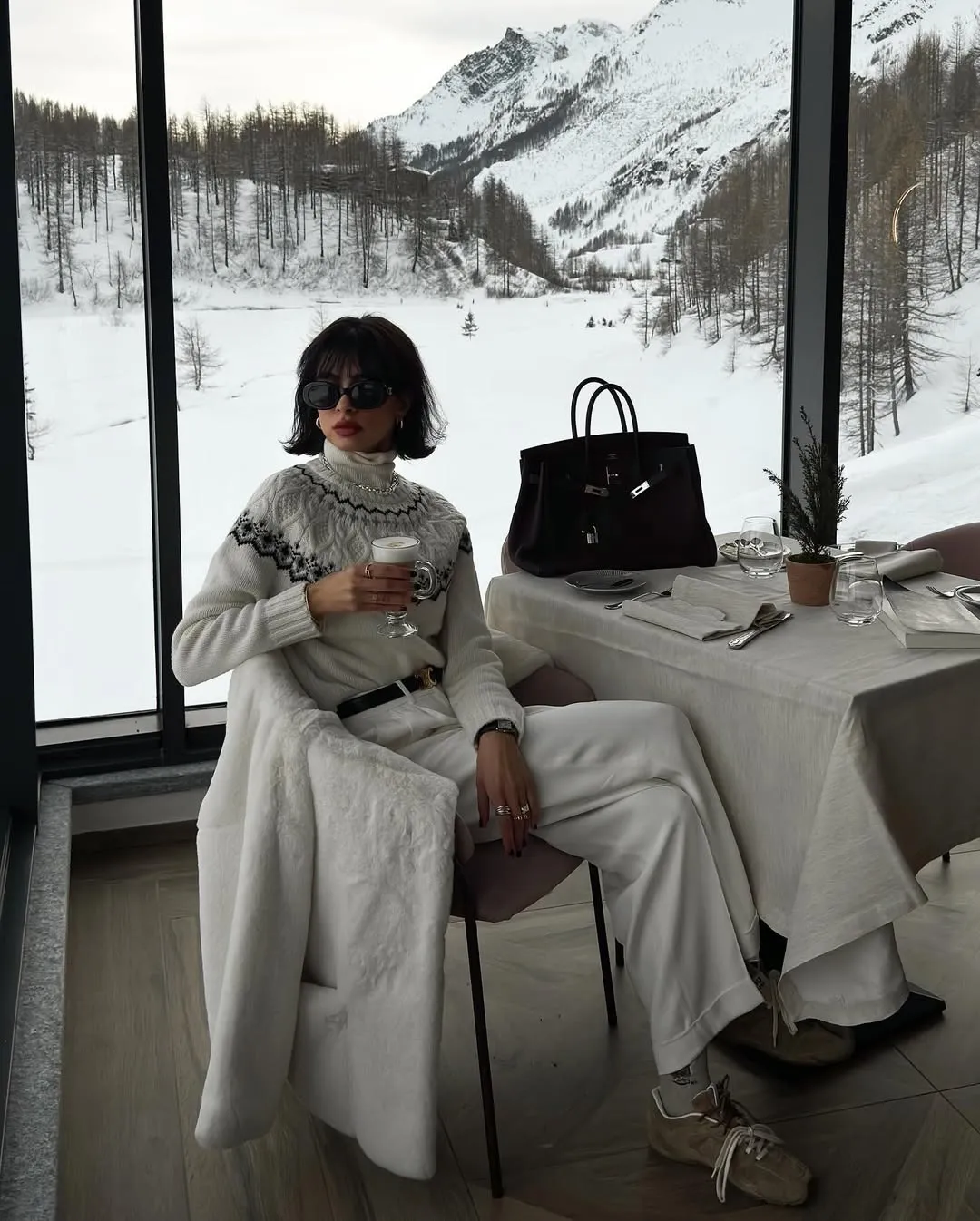 SnapInsta.to_475541076_18491793076063745_1651654068799753839_n