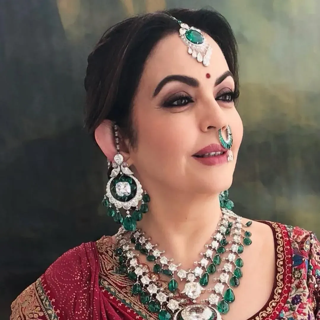 ambani-jewels.png