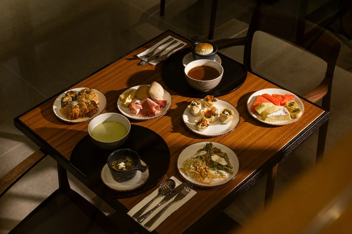 Cathay+Pacific+brings+a+redesigned+lounge+experience+to+The+Bridge+at+Hong+Kong+International+Airport+3 (1)