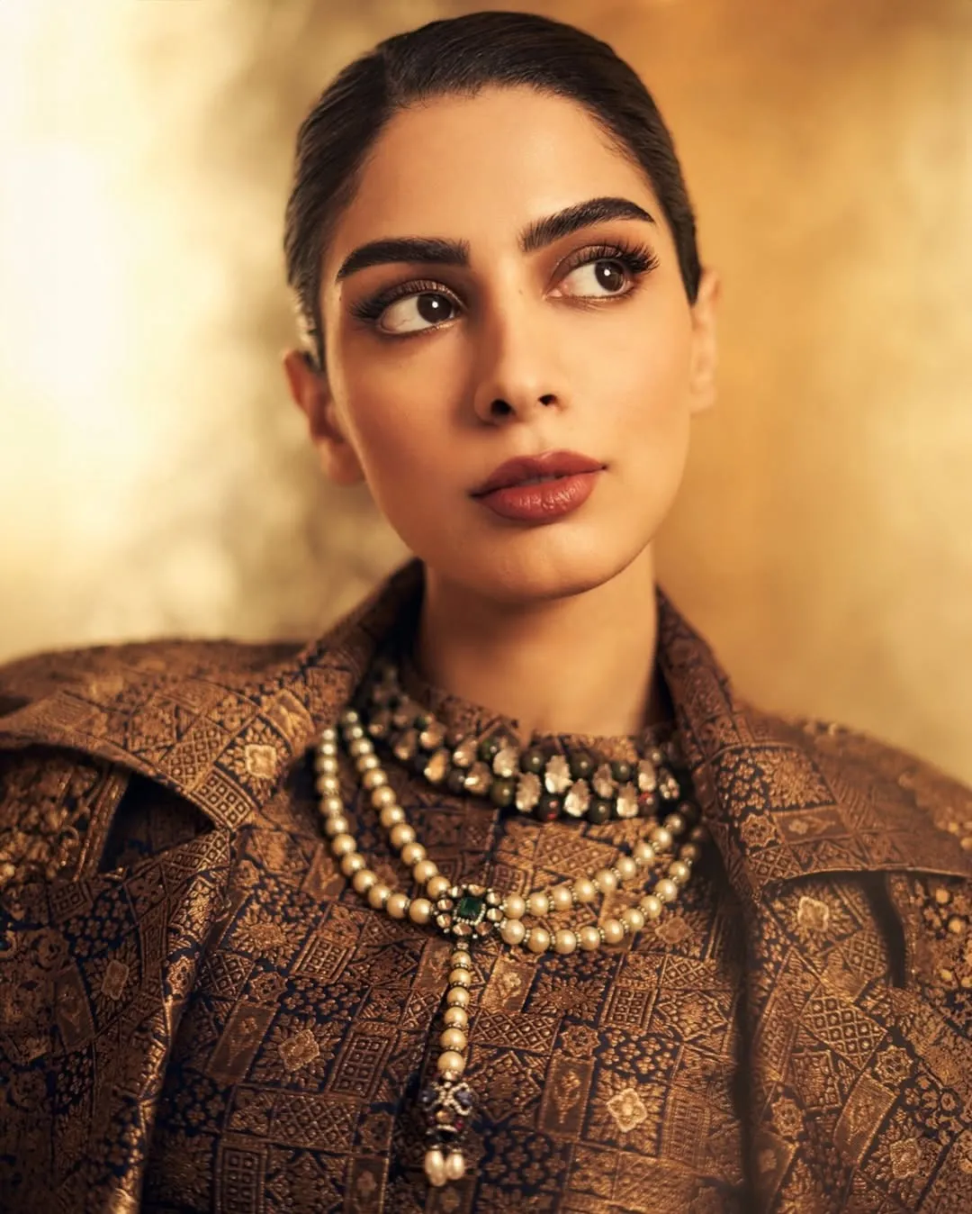 In Swadesh last night, appreciating the artistry and history behind every weave🤍-5