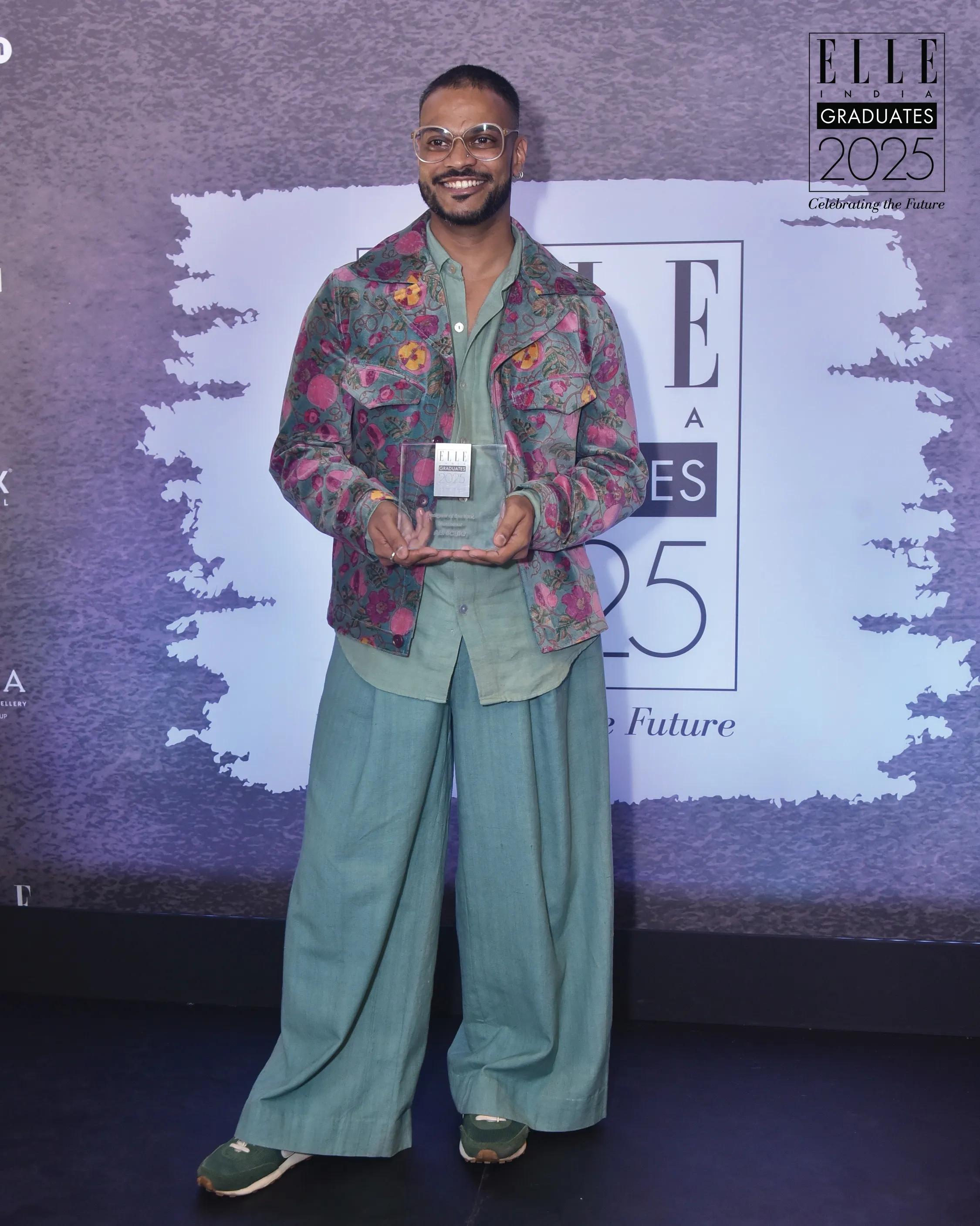 DESIGNER WINNERS -EG Post template3