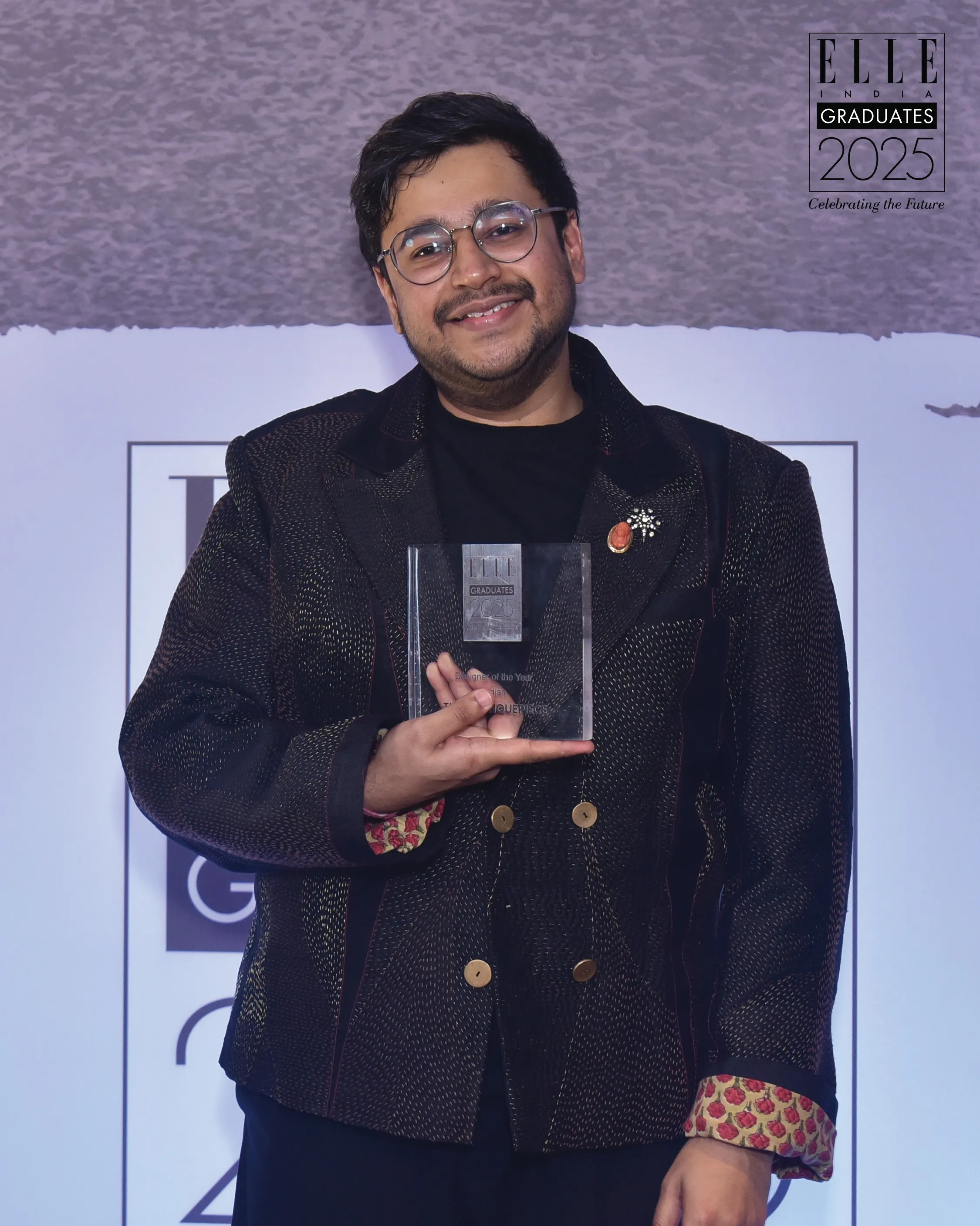 DESIGNER WINNERS -EG Post template4