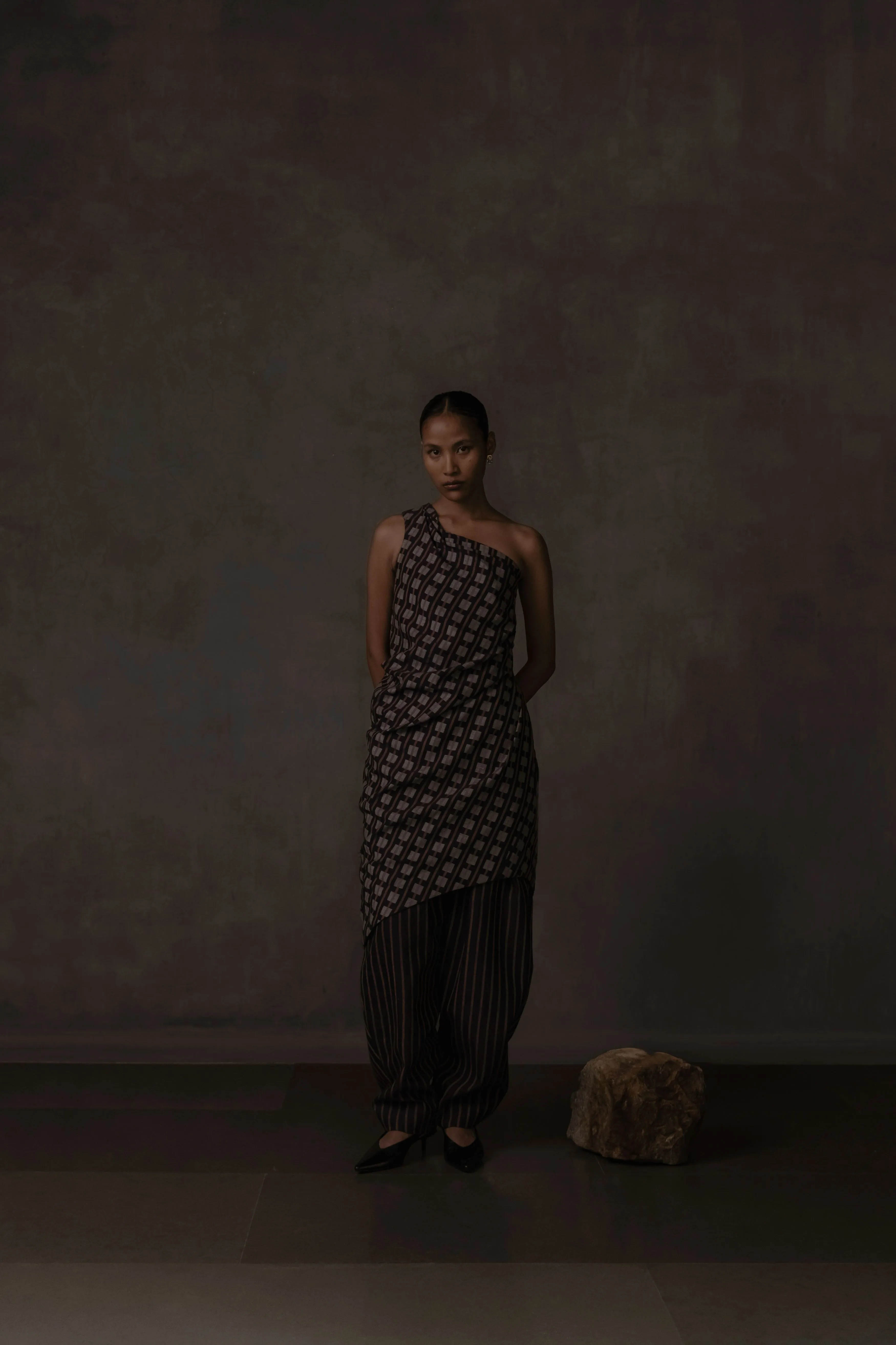 Balloon Pants and Geometric Tunic