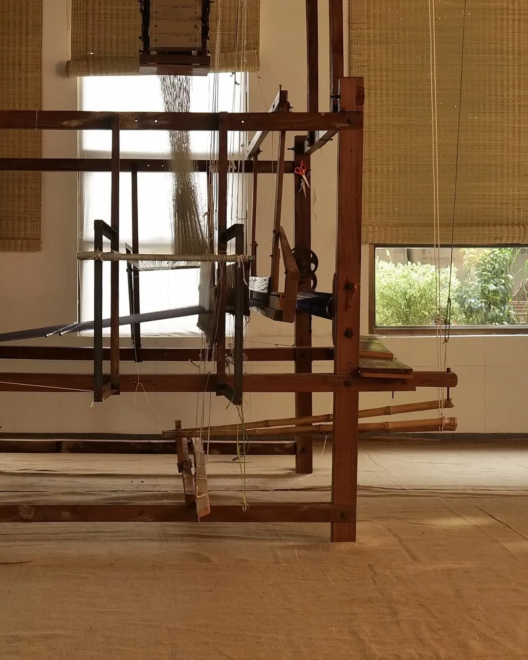 The soothing tones of wooden tools and natural fibres...preparing for our Spring Summer collect