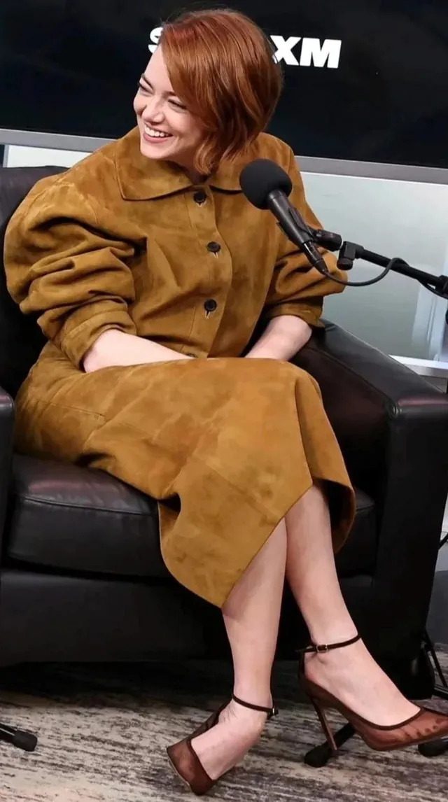 emma-stone-v0-oiop7nlu8mbg1