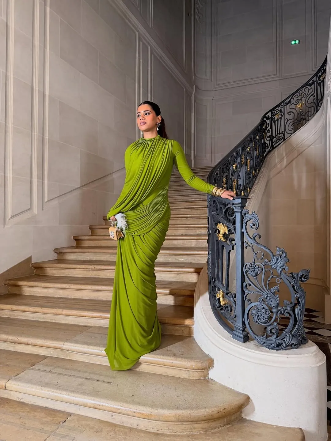 Last slide is the caption 🦢.Dress- @deme_love_ Bag- @outhousejewellery .#explorepage #fyp #expl