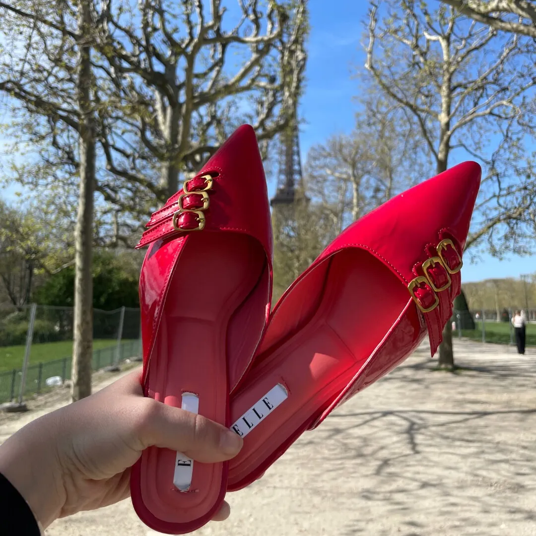 Chic, effortless, Parisian &ndash; every step with ELLE shoes. 🌹👠🛍 Shop these shoes & more on @mynt