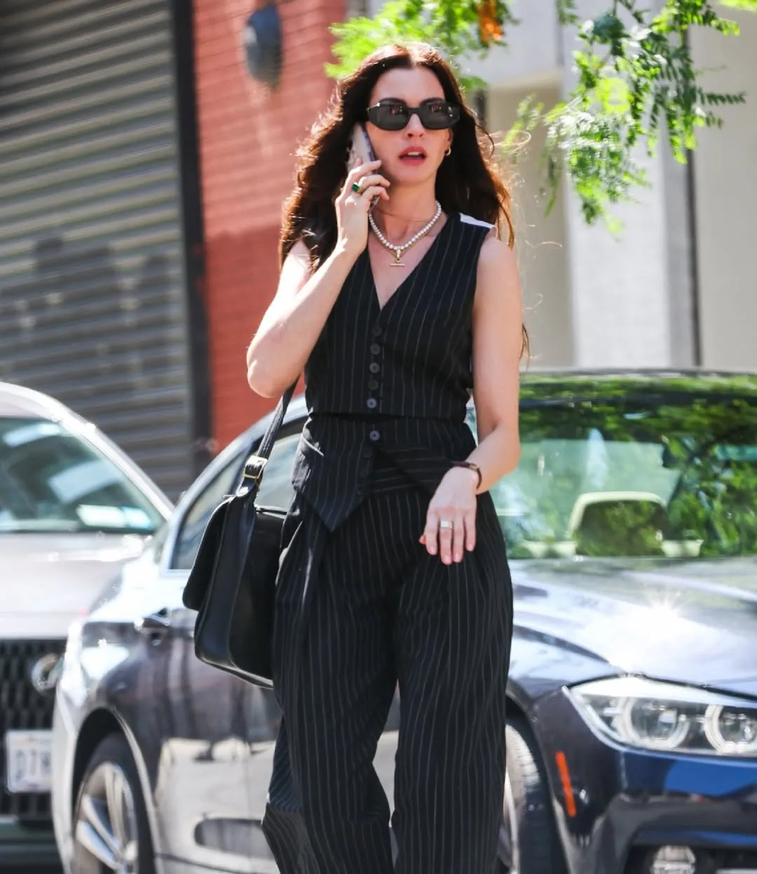 Andy Sachs returns! Filming is officially underway for &lsquo;The Devil Wears Prada 2&rsquo;, with Anne Hath (3)