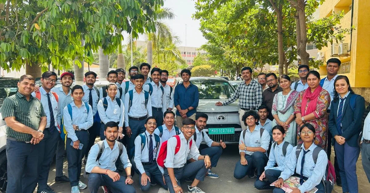 Sushil Reddy conducts awareness sessions around electric mobility at universities