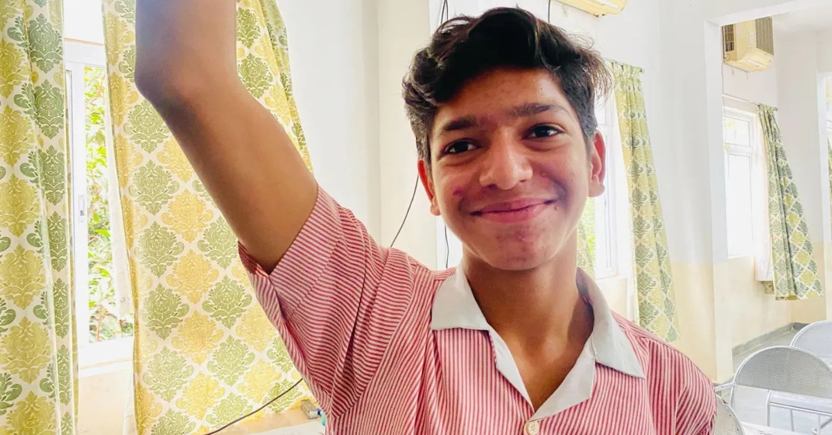Since 2019, Zarine has reached over 4,500 students, teachers, and mothers across 35 schools and communities in Uttar Pradesh.