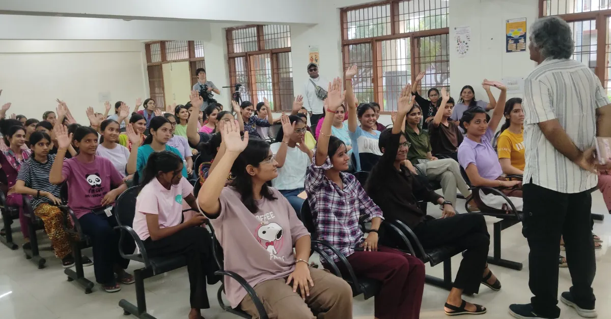 Hundreds of homes and schools now display Gaali Bandh charts, sparking daily self-reflection.