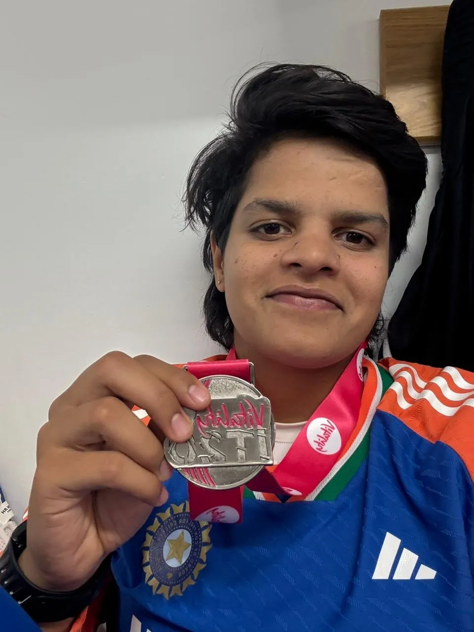 Shafali Verma with her medal