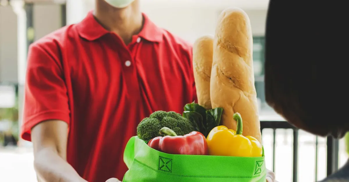 10-minute grocery delivery