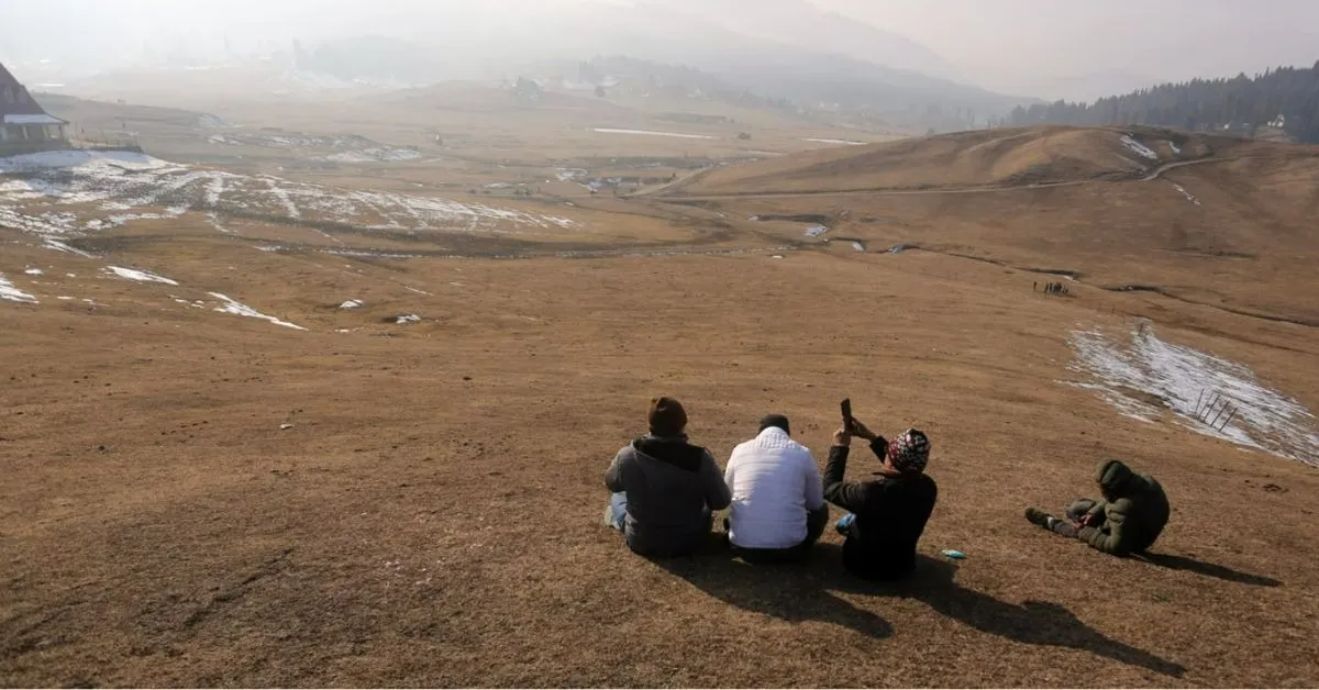 kashmir snowfall low