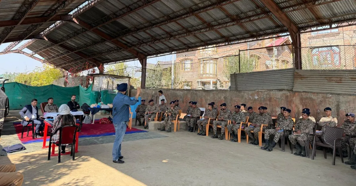 emergency first aid Kashmir