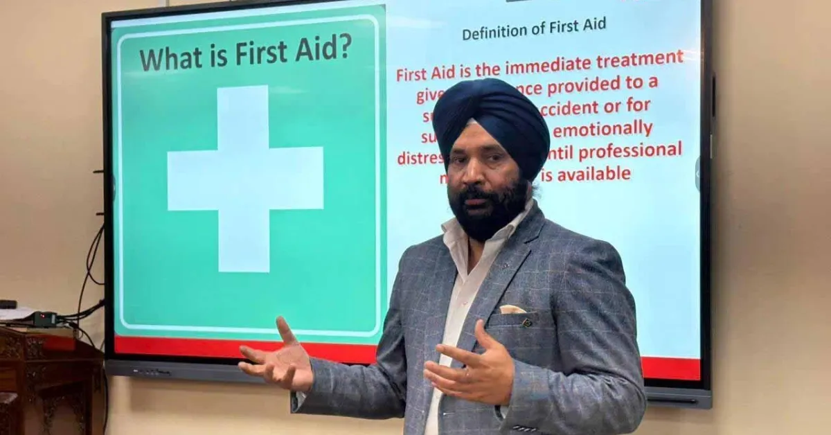 emergency first aid Kashmir