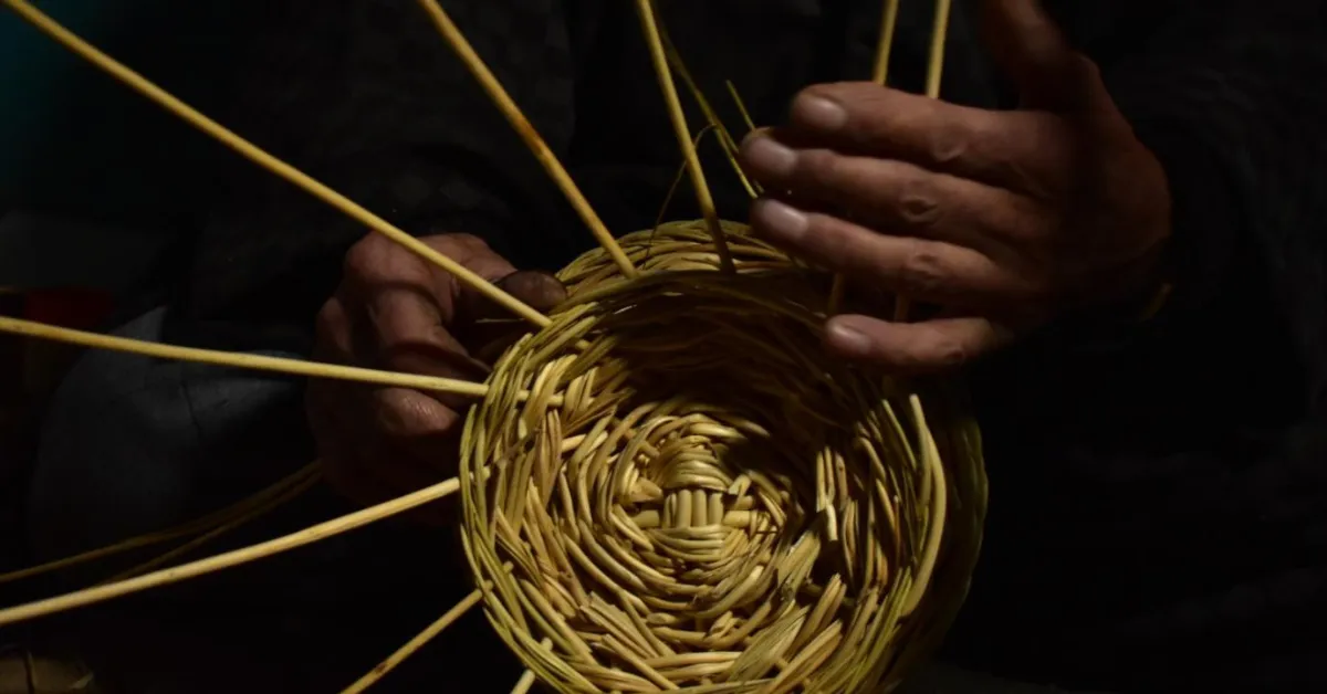 Potters in Pakherpora shape kundals by hand using manual or electric wheels.