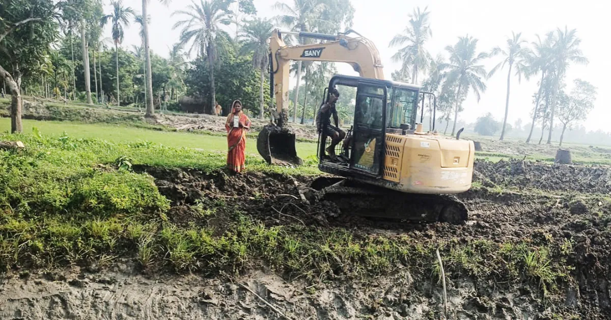 Farmers converted parts of their farmland into ponds to store water beyond the monsoon.