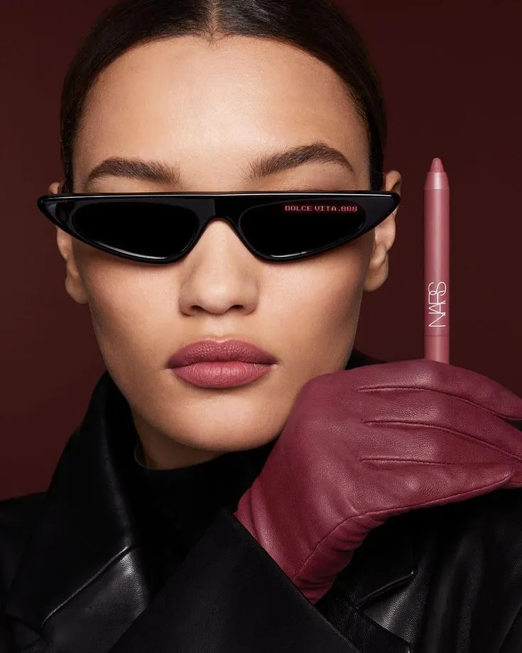 NARS Powermatte High Intensity Lip Pencil is the best lip liner and lipstick 2-in-1