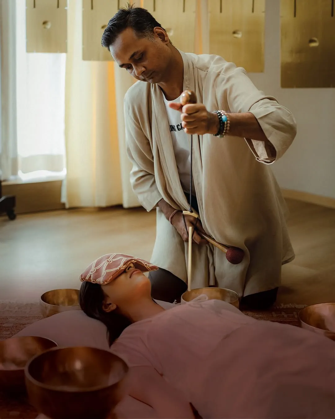 A picture of an Ayurvedic treatment at Mira Kapoor's Dhun Wellness in Mumbai