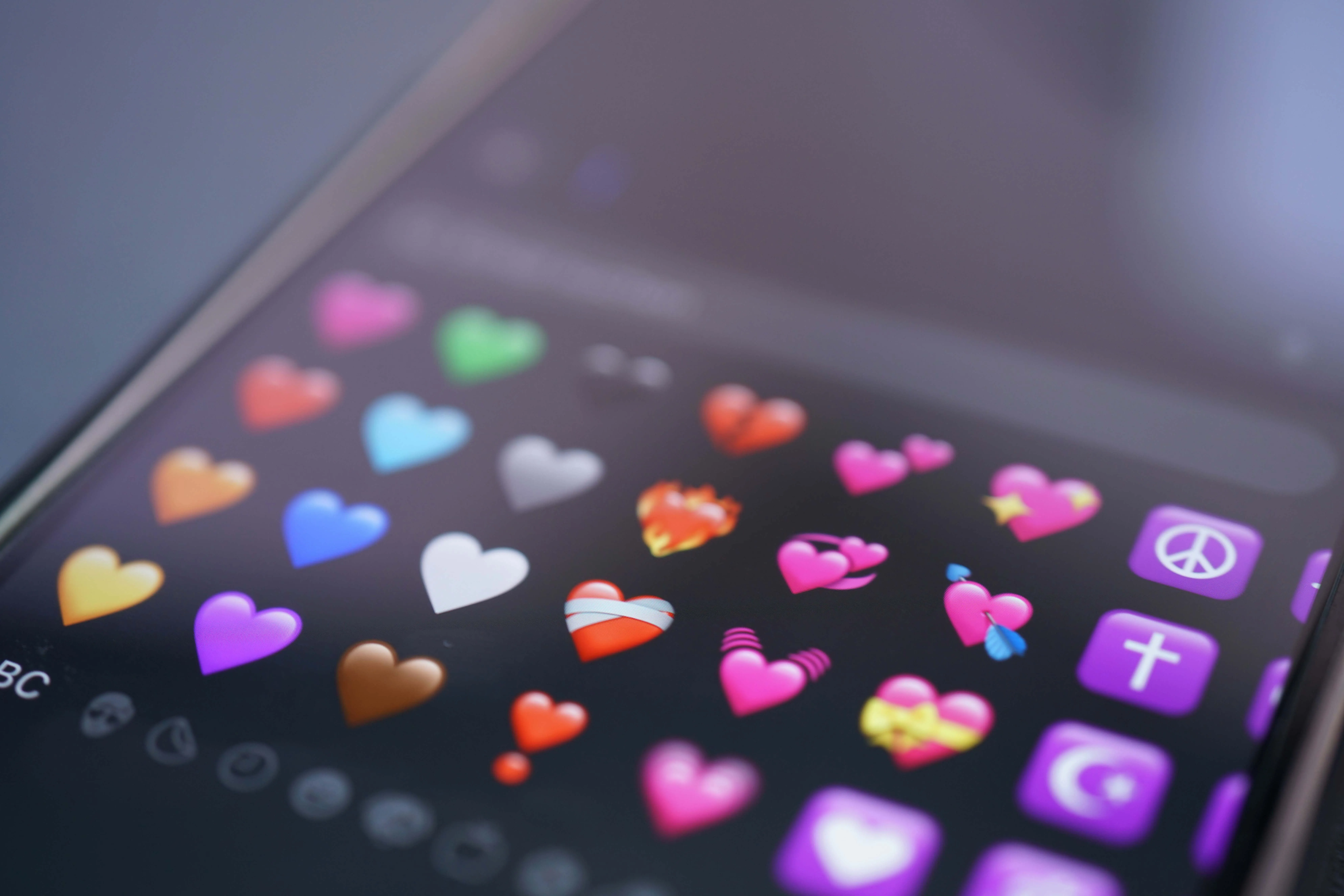 A picture of a screenshot of a phone with just emojis to show how flirting in India and dating apps India culture has blurred the lines between flirting and cheating