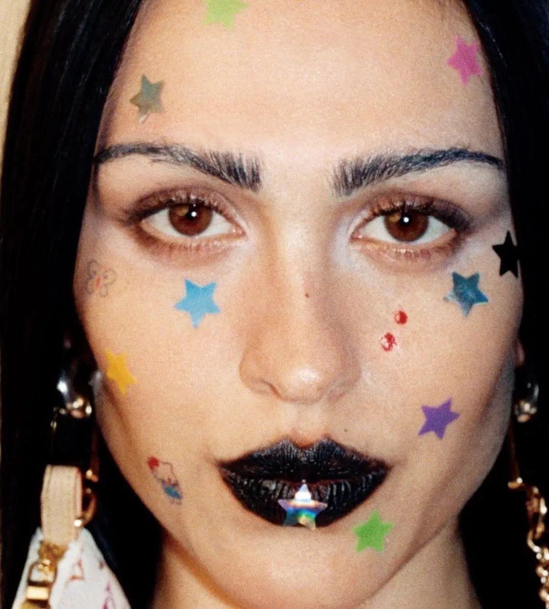 Visible skincare products influencers