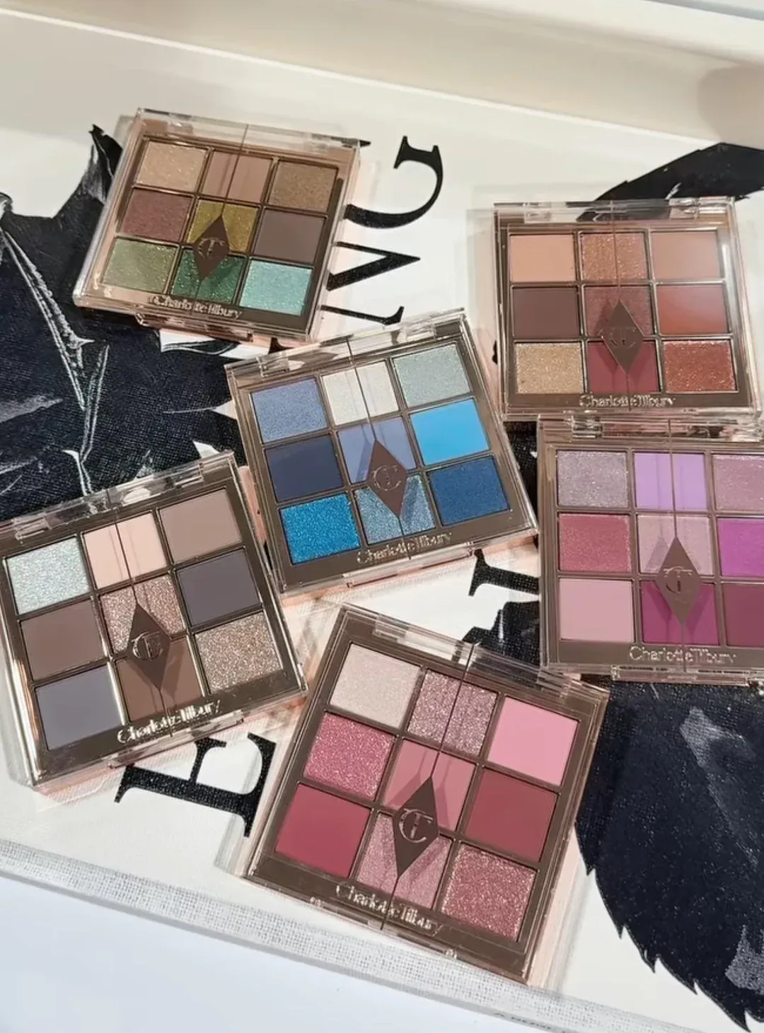 Charlotte&rsquo;s Palette Of Beautifying Eye best eyeshdaow palette for colourful eye make-up