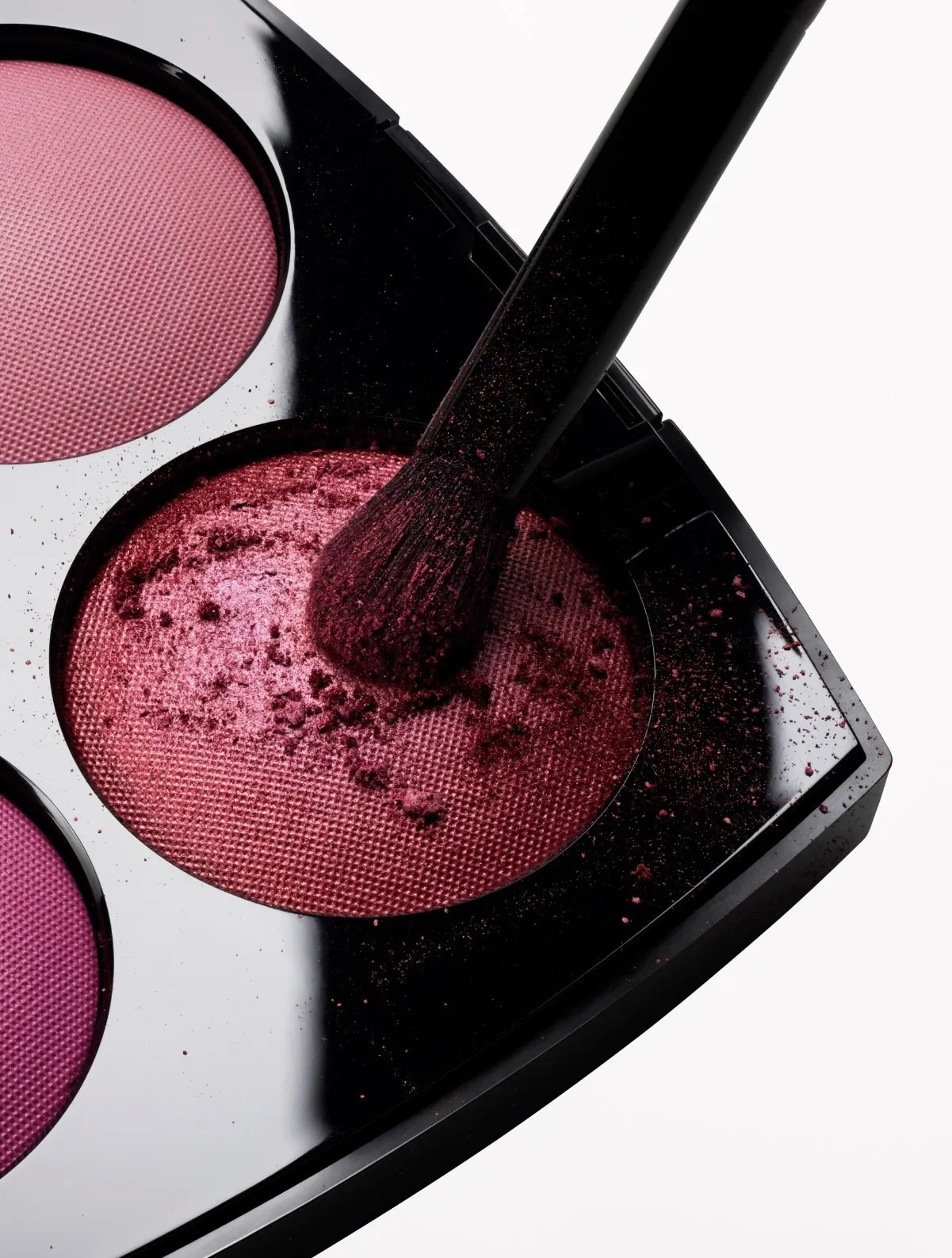 Chanel Rouge Noir quad eyeshadow palette for Indian skin tones