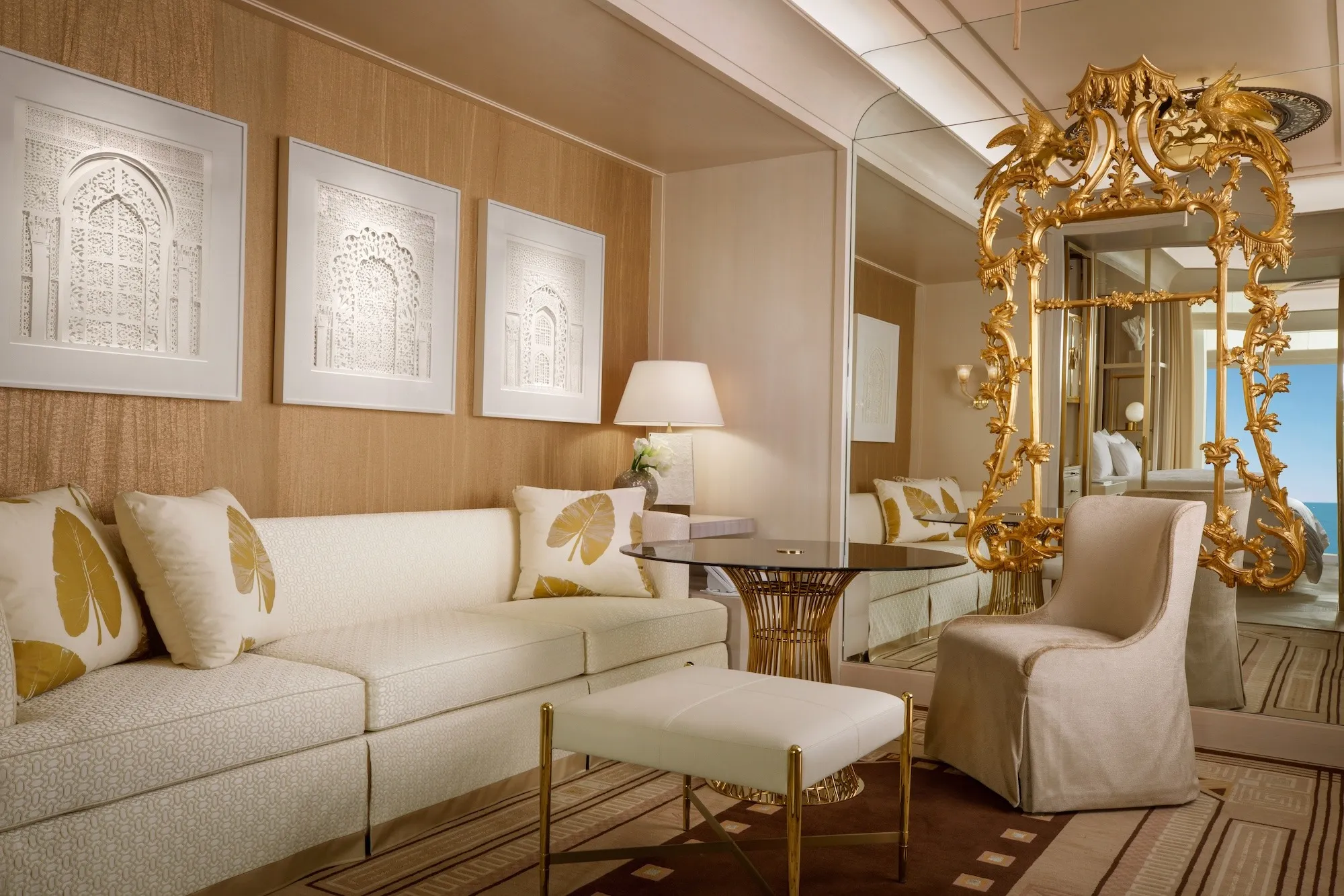 02 Enclave at Wynn - King Living Room