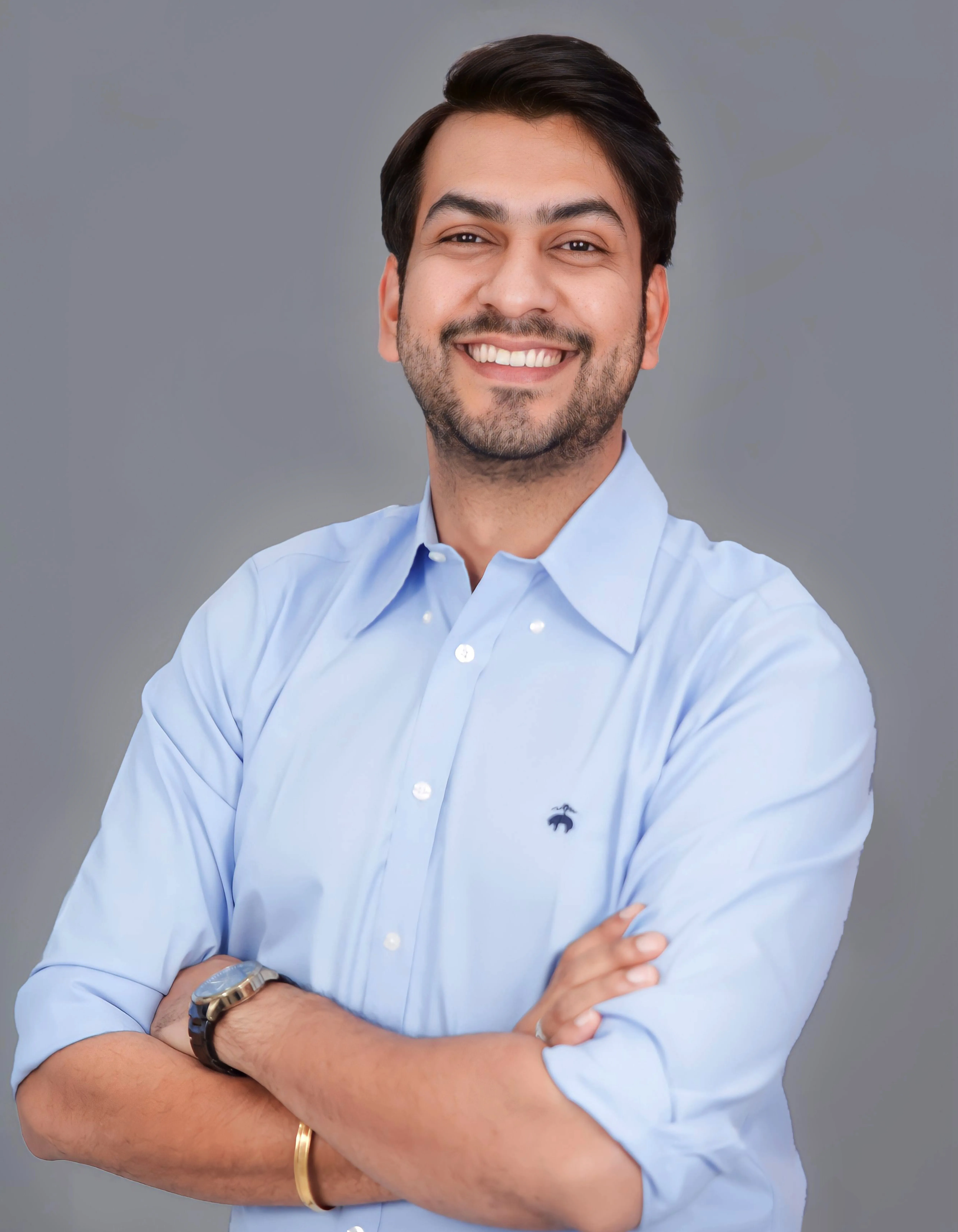 Vidur Mayor Founder & CEO FES Cafe JPG