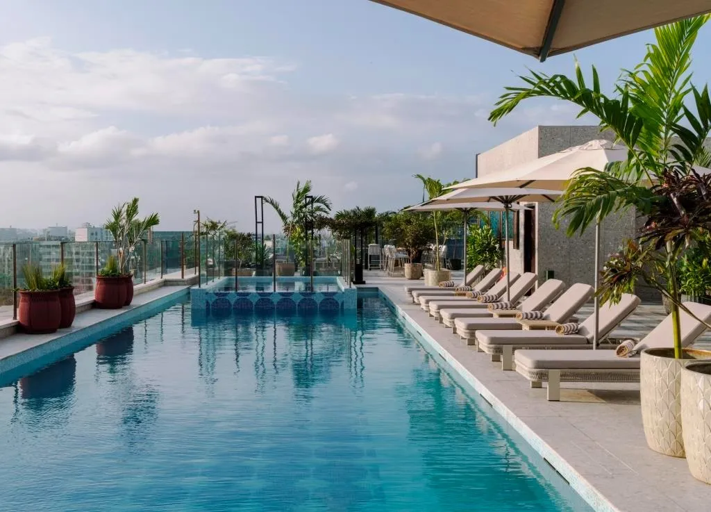 Pool 1