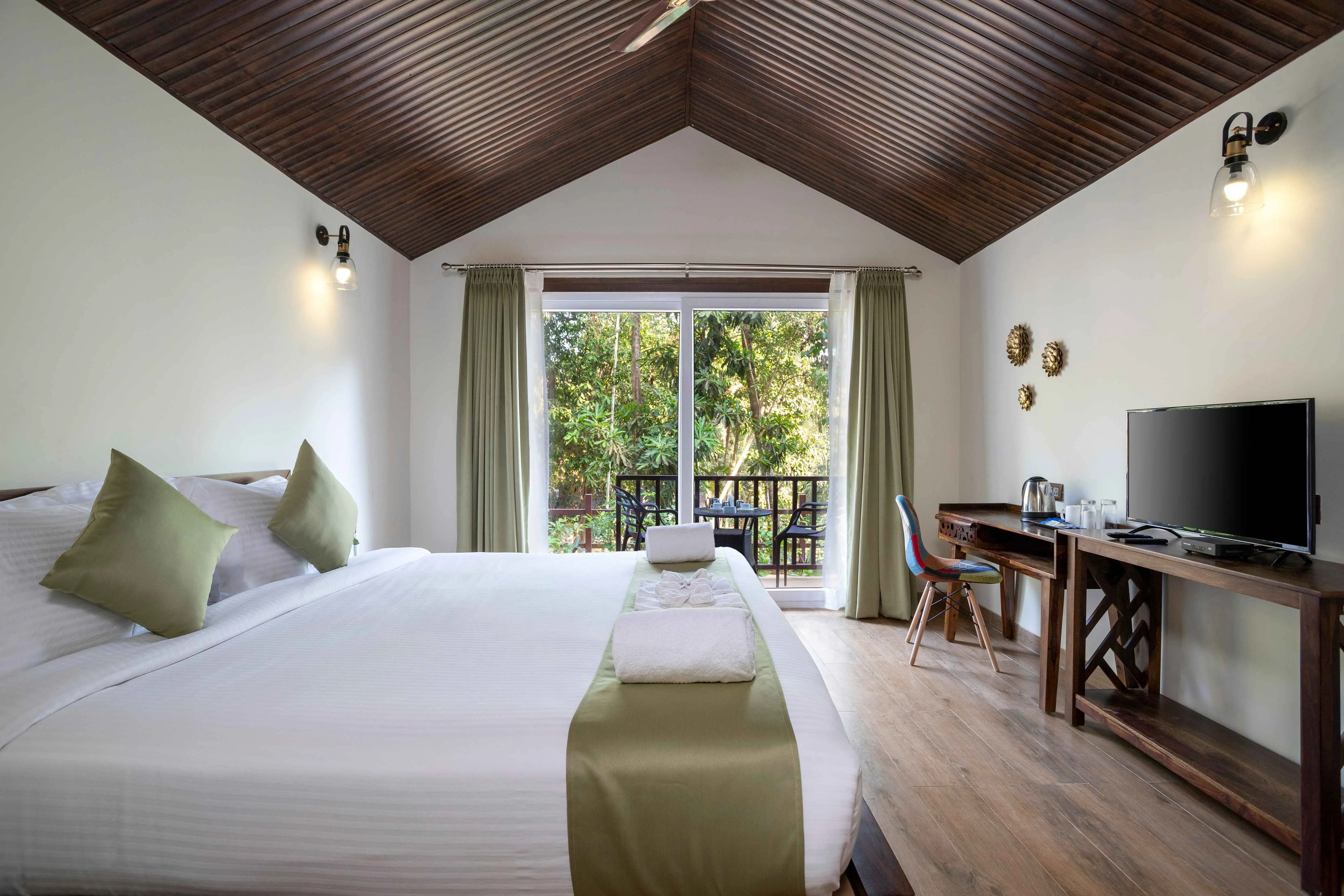 Stone Wood Hotel, Premier Dandeli 2