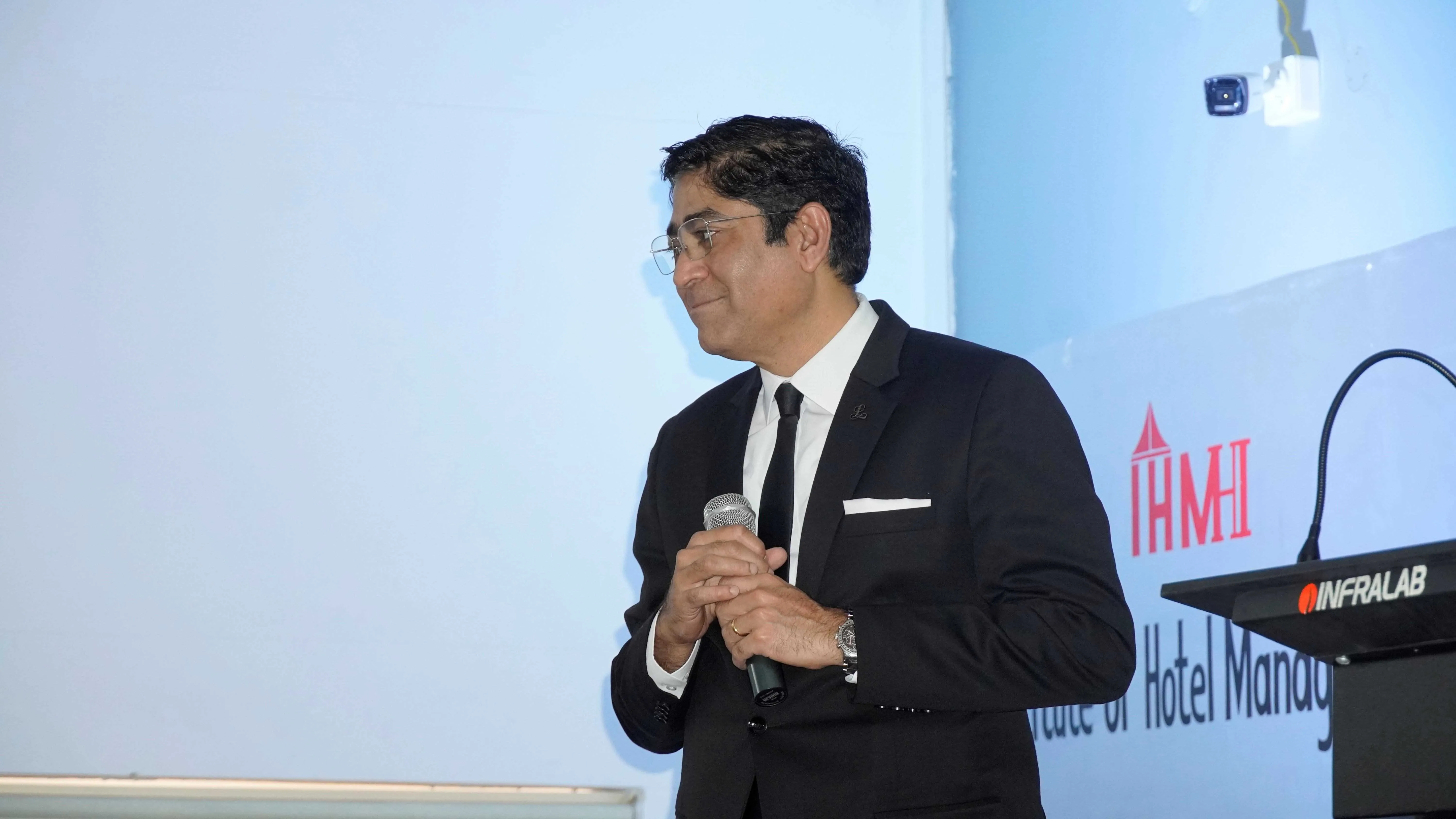 Mr. Rajesh Gopalakrishnan, General Manager of The Leela Palace Hyderabad, engaging with students during his address at the Institute of Hotel Management, Hyderabad.