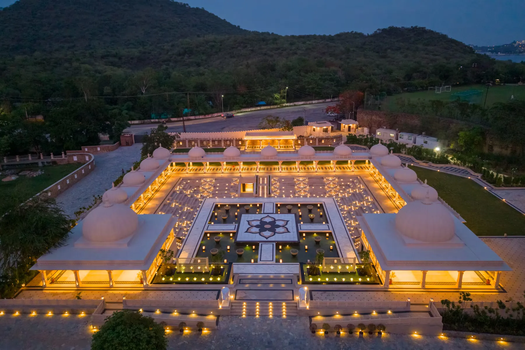 Wyndham Grand Udaipur Fateh Sagar Lake
